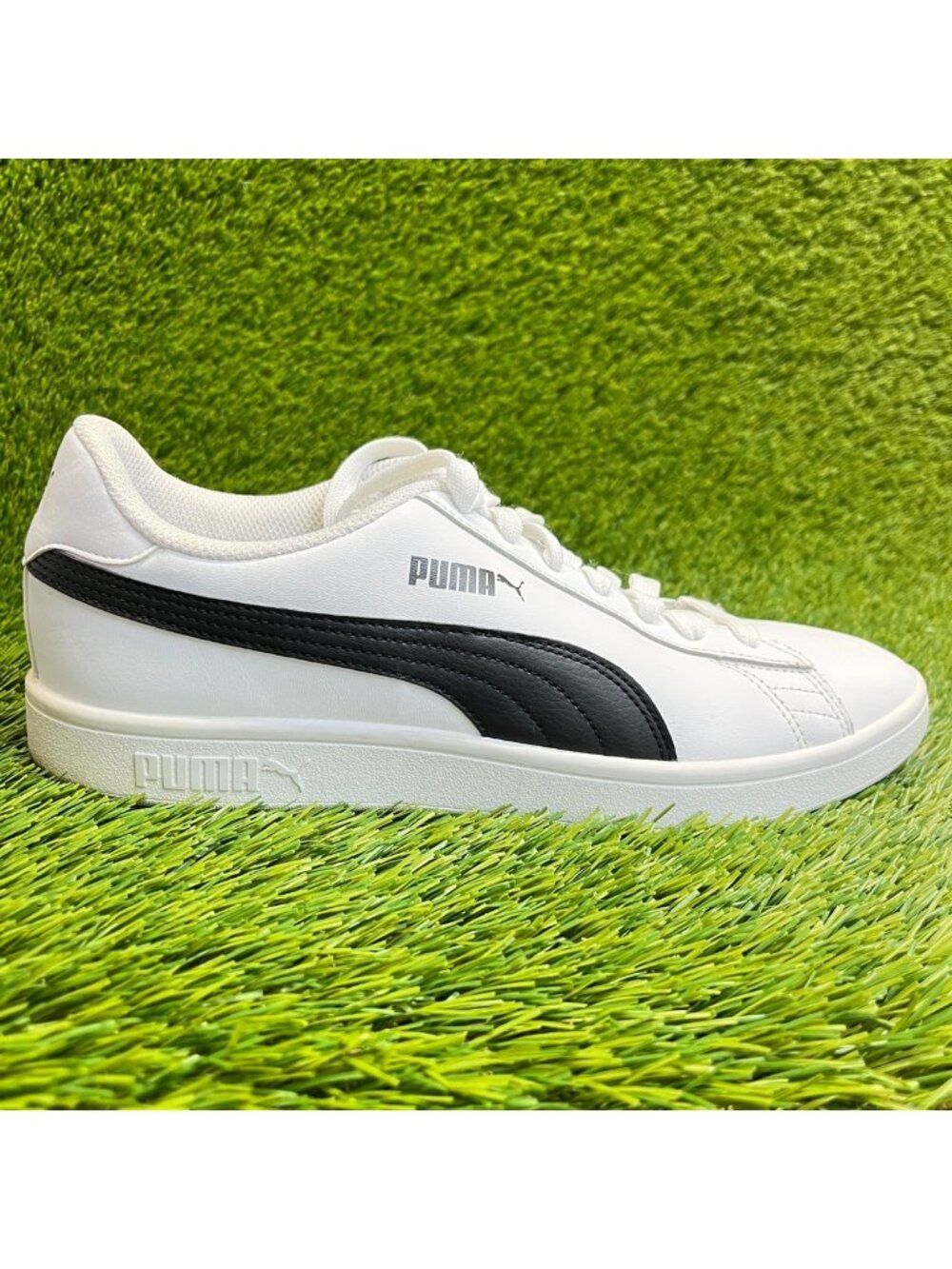 Puma Smash V2 Mens Size 10 White Black Athletic Walking Leather‎ Shoes Sneakers